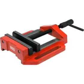 Yato - Strojový zverák pripevnený k pracovnej doske 150mm